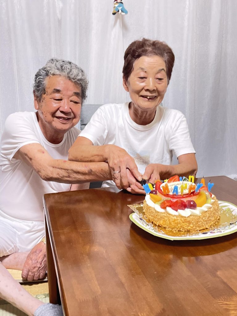 終戦記念日？8月15日はカーチャンの誕生日🎉